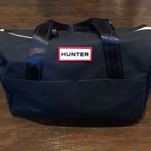 Hunter Duffle Bag NWT NAVY